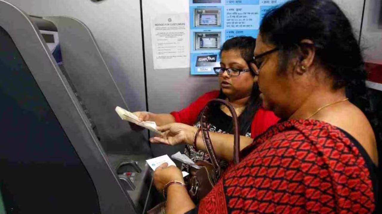 Nari Shakti Account: নারী শক্তি অ্যাকাউন্ট খোলা যাবে এই ব্যাঙ্কে, কী কী সুবিধা মিলবে?