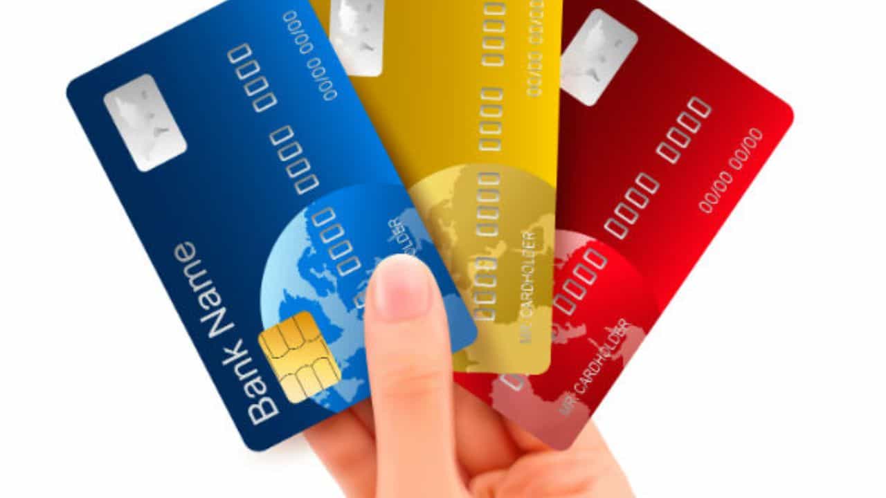 Cashback offer: এই ৩টি ক্রেডিট কার্ডের মাধ্যমে মোবাইল রিচার্জ, DTH পেমেন্ট করলে মিলবে ক্যাশব্যাক, জেনে নিন কোন কার্ডগুলিতে মিলবে সুবিধা Cashback offer: এই ৩টি ক্রেডিট কার্ডের মাধ্যমে মোবাইল রিচার্জ, DTH পেমেন্ট করলে মিলবে ক্যাশব্যাক, জেনে নিন কোন কার্ডগুলিতে মিলবে সুবিধা
