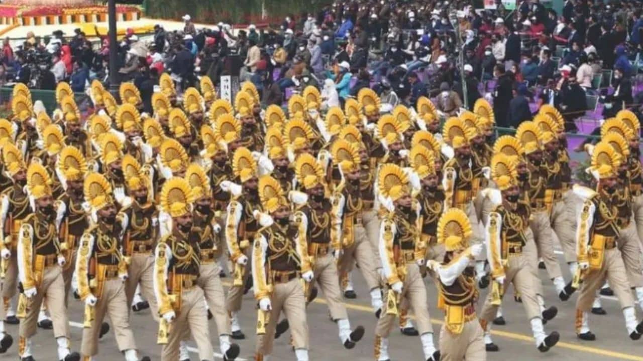 SSC Recruitment 2023: আজই মাধ্যমিক পাশে আধাসামরিক বাহিনীতে চাকরির আবেদন করার শেষ সুযোগ, শীঘ্রই আবেদন করুন