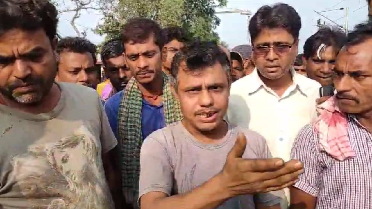 Jute Mill: বাথরুম-পায়খানায় যেতে দেয় না মালিকরা, কাঁকিনাড়ায় বন্ধ হল জুটমিল