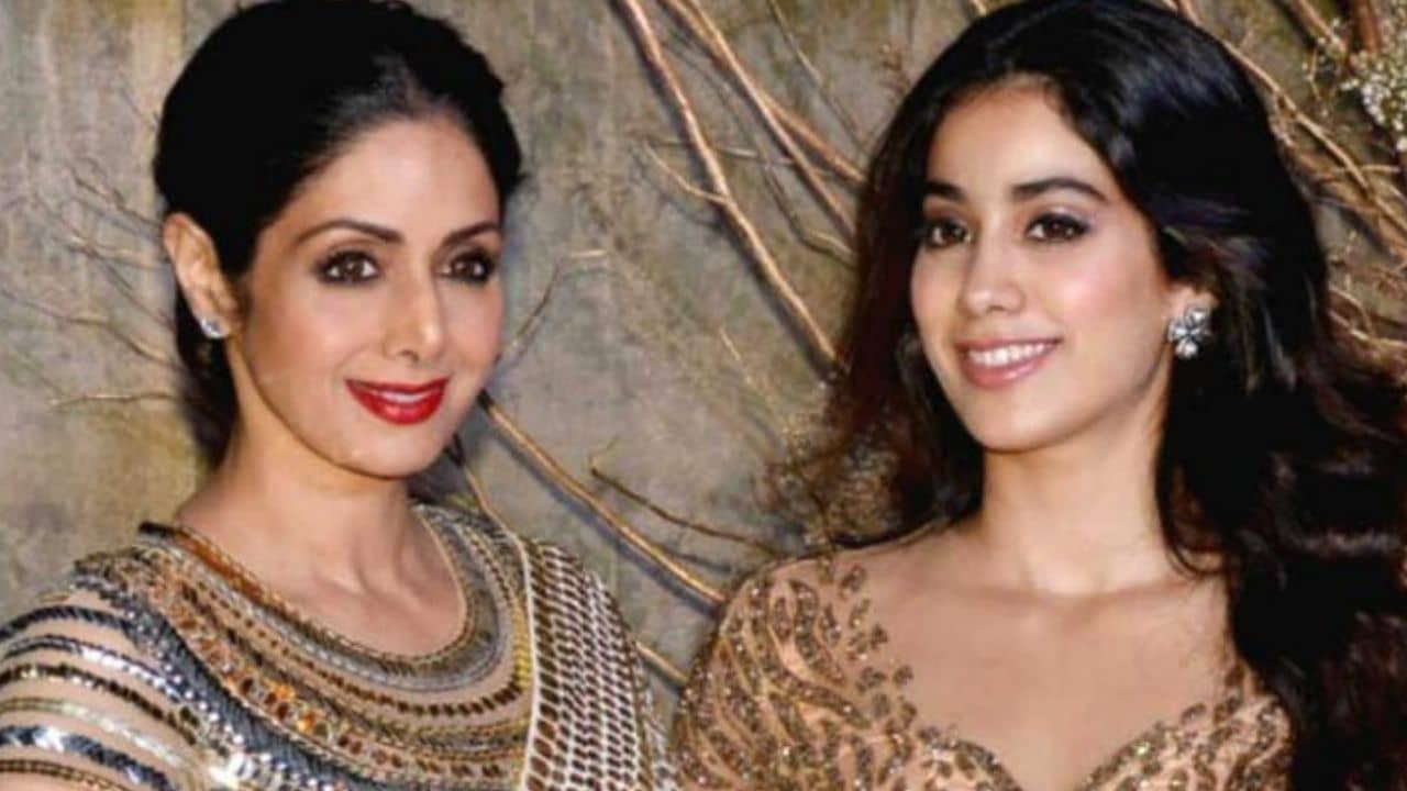 Bolly Throwback: প্রথম ছবিতে জাহ্নবী নেন ৬০ লক্ষ, মা শ্রীদেবীর পারিশ্রমিক কত ছিল?