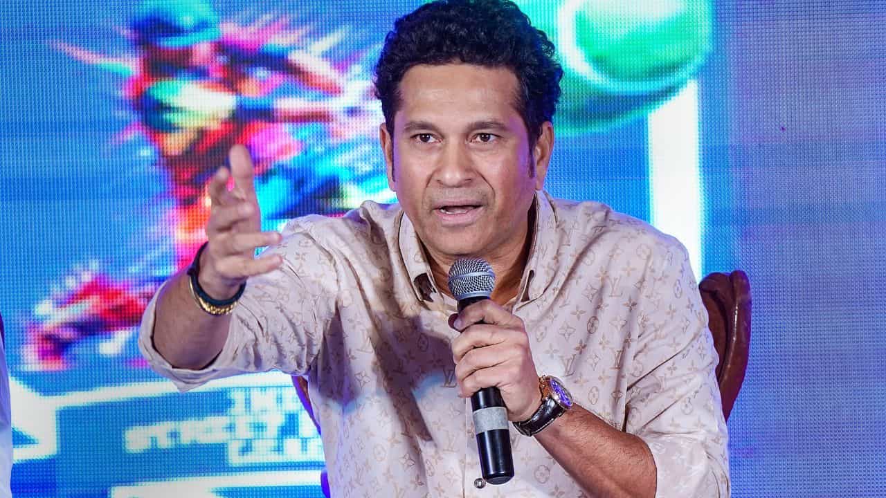 Sachin Tendulkar: ০,০,১! বন্ধুদের যা অজুহাত দিয়েছিলেন সচিন তেন্ডুলকর Sachin Tendulkar: ০,০,১! বন্ধুদের যা অজুহাত দিয়েছিলেন সচিন তেন্ডুলকর