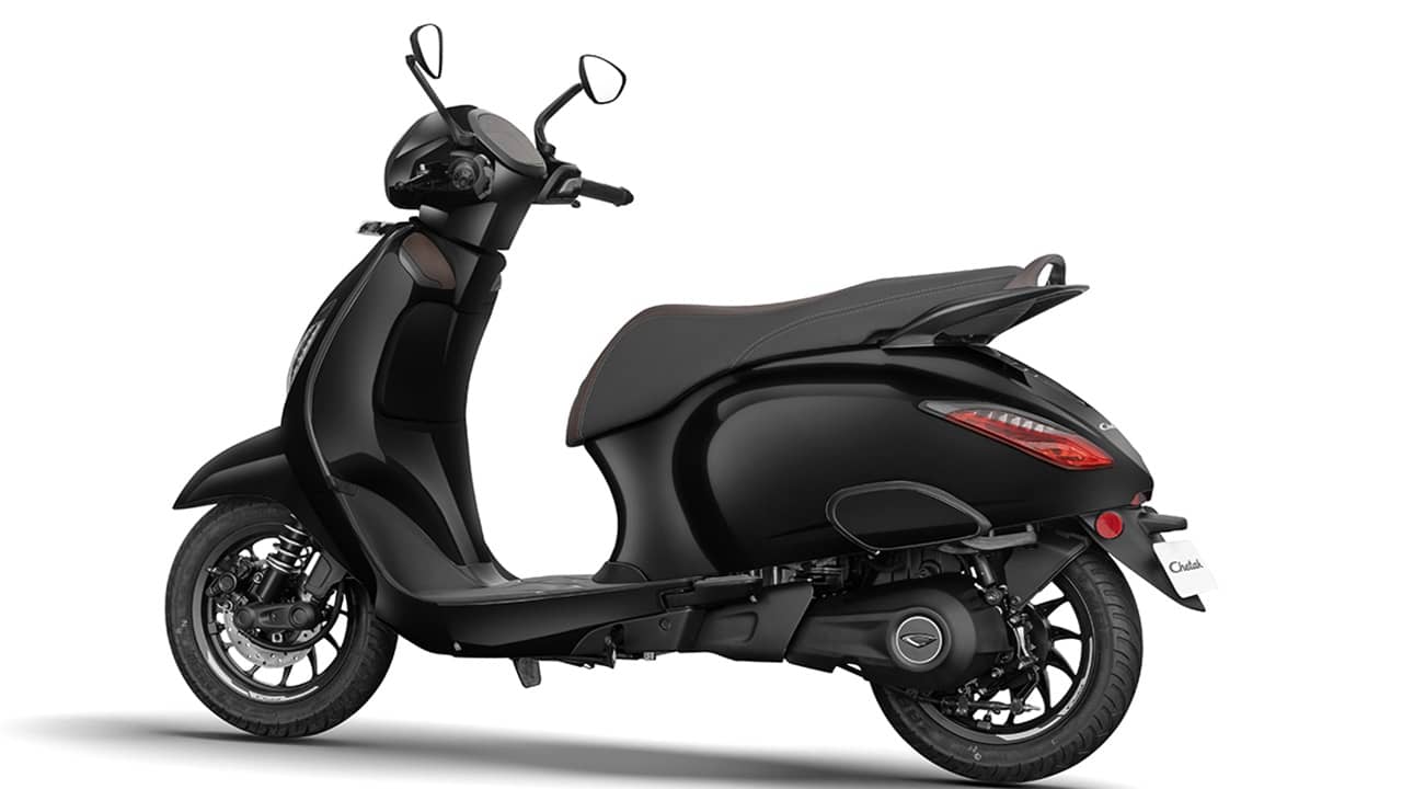 2024 Bajaj Chetak লঞ্চ হয়ে গেল, কম খরচে আগের থেকে অনেক বেশি রেঞ্জ