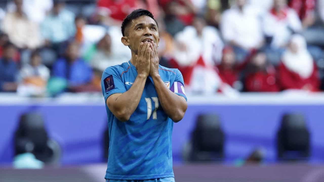 AFC Asian Cup, IND vs SYR: এশিয়ান কাপে যাত্রা শেষ সুনীলের, ৩ ম্যাচেই হার ভারতের AFC Asian Cup, IND vs SYR: এশিয়ান কাপে যাত্রা শেষ সুনীলের, ৩ ম্যাচেই হার ভারতের