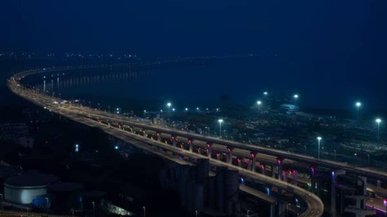 VIDEO: দেশের দীর্ঘতম সমুদ্র সেতুর উদ্বোধন করবেন মোদী, ২ ঘণ্টার রাস্তা যাওয়া যাবে ২০ মিনিটে