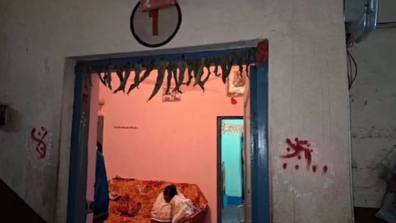 Bankura:  এত বছর বাস করছি, কখনও হয়নি, মেজিয়া তাপবিদ্যুৎকেন্দ্রের আবাসনে চুরি