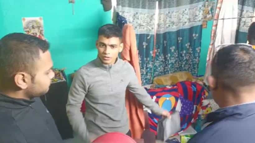 Belgharia: শিলিগুড়ির যুবতীর দেহ বেলঘরিয়ার ফ্ল্যাটে! দানা বাঁধছে রহস্য