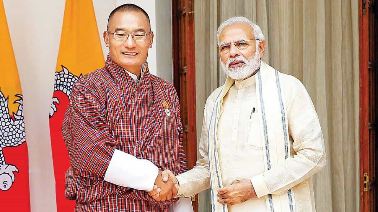 Bhutan Election: পাত্তা পেল না চিন! ভুটানের নির্বাচনে জয়ী ‘ভারতের বন্ধু’, শুভেচ্ছা মোদীর Bhutan Election: পাত্তা পেল না চিন! ভুটানের নির্বাচনে জয়ী ‘ভারতের বন্ধু’, শুভেচ্ছা মোদীর