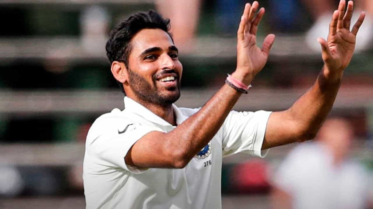 Ranji Trophy: ভুবির ৮ উইকেটে শেষ বাংলা, ব্যাট হাতেও লড়লেন সামির ভাই! Ranji Trophy: ভুবির ৮ উইকেটে শেষ বাংলা, ব্যাট হাতেও লড়লেন সামির ভাই!
