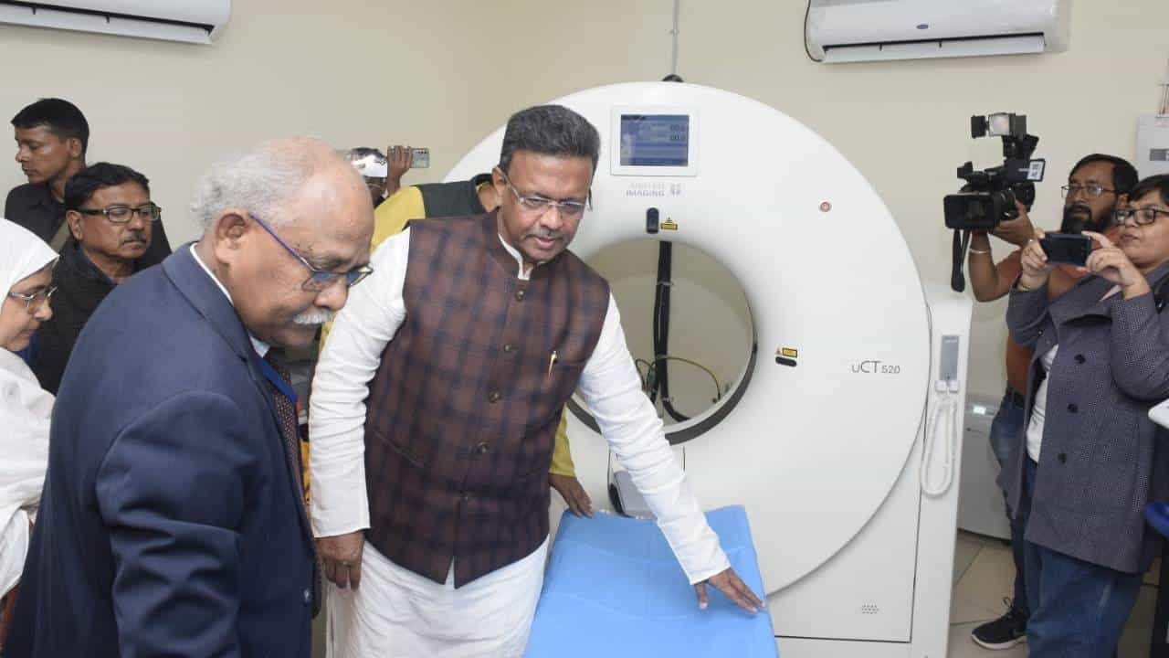 Kolkata: কলকাতায় ন্যায্য মূল্যের ডায়াগনস্টিক সেন্টার, স্বাস্থ্য সাথীর থেকেও কমে হবে MRI, সি টি স্ক্যান Kolkata: কলকাতায় ন্যায্য মূল্যের ডায়াগনস্টিক সেন্টার, স্বাস্থ্য সাথীর থেকেও কমে হবে MRI, সি টি স্ক্যান