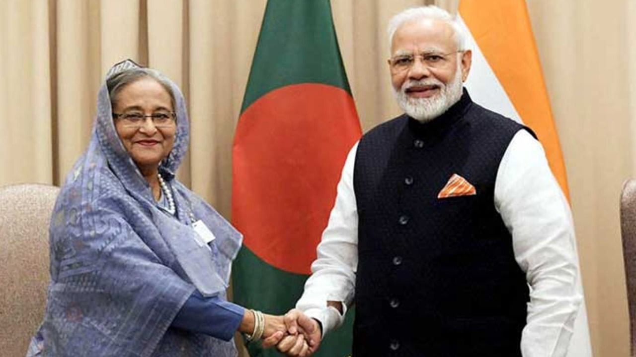 PM Modi calls PM Hasina: হাসিনাকে ফোন মোদীর, বললেন 'চতুর্থ মেয়াদে বিজয় ঐতিহাসিক'