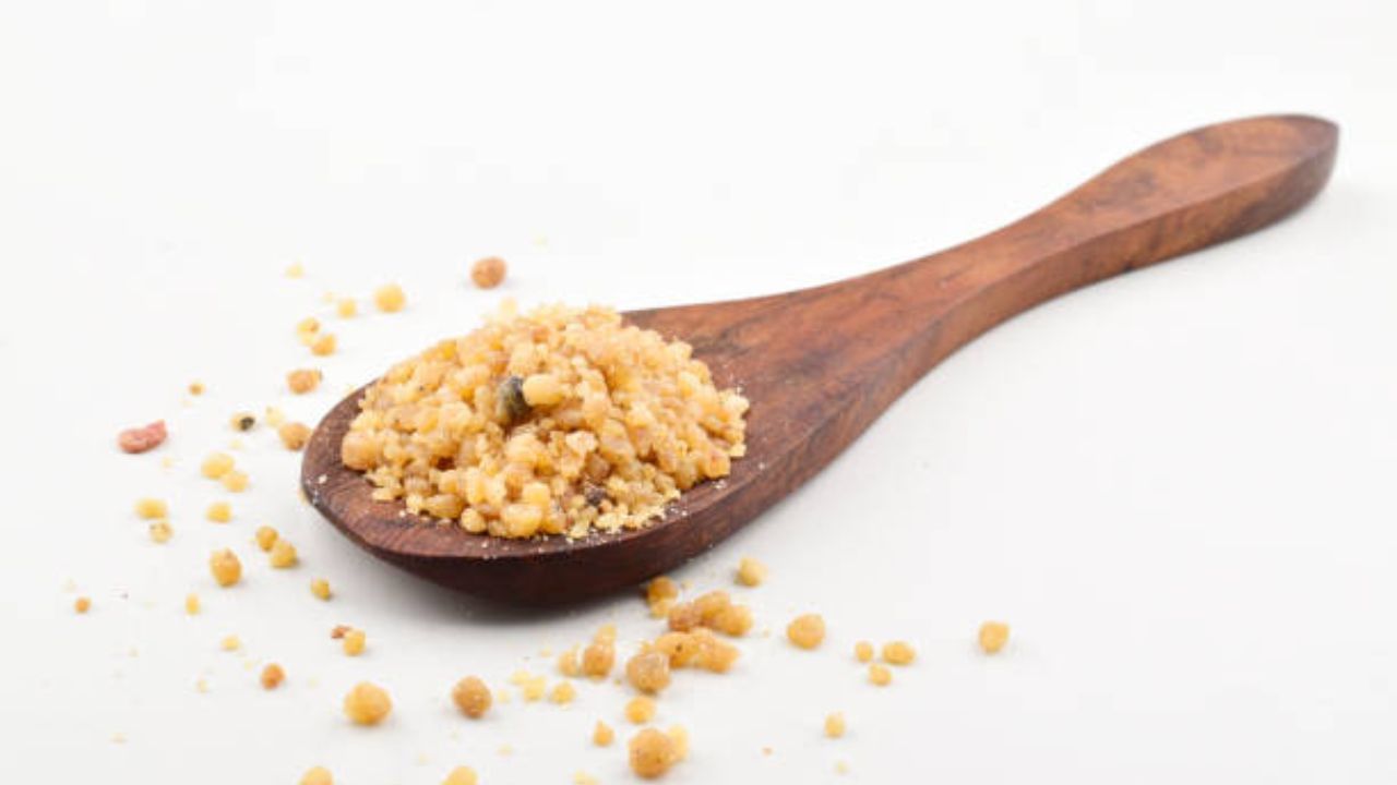 Uses of hing ডাক্তারের পরামর্শে এই মশলা রোজ নিয়ম করে খেলে ফিট থাকবেন