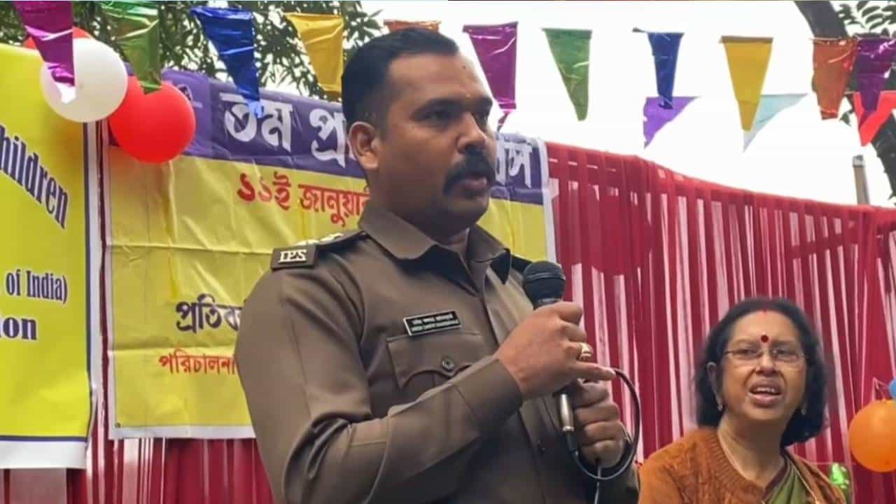 12th Fail Movie: মিলে যাচ্ছে জীবন সংগ্রাম, বাংলার এই দুঁদে IPS কে নিয়ে হতে চলেছে আরও এক ‘12th Fail’? 12th Fail Movie: মিলে যাচ্ছে জীবন সংগ্রাম, বাংলার এই দুঁদে IPS কে নিয়ে হতে চলেছে আরও এক ‘12th Fail’?