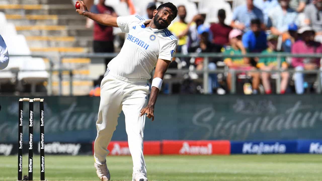 Jasprit Bumrah: কেপটাউনে ফের ফাইভস্টার, প্রোটিয়াদের একাই ভাঙলেন বুমরা! Jasprit Bumrah: কেপটাউনে ফের ফাইভস্টার, প্রোটিয়াদের একাই ভাঙলেন বুমরা!