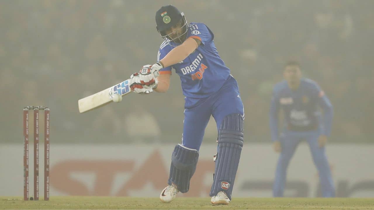 Jitesh Sharma: স্ট্রাইক রেট নিয়ে কোনও আপস নয়... সঞ্জুর জায়গা কেড়ে নিচ্ছেন জীতেশ?