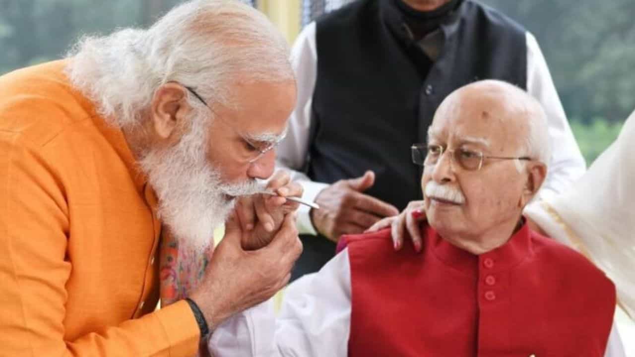 Ram Mandir Inauguration: ফেরালেন না ডাক, রাম মন্দিরের উদ্বোধনে থাকবেন রাম জন্মভূমি আন্দোলনের মুখ লালকৃষ্ণ আদবাণী Ram Mandir Inauguration: ফেরালেন না ডাক, রাম মন্দিরের উদ্বোধনে থাকবেন রাম জন্মভূমি আন্দোলনের মুখ লালকৃষ্ণ আদবাণী