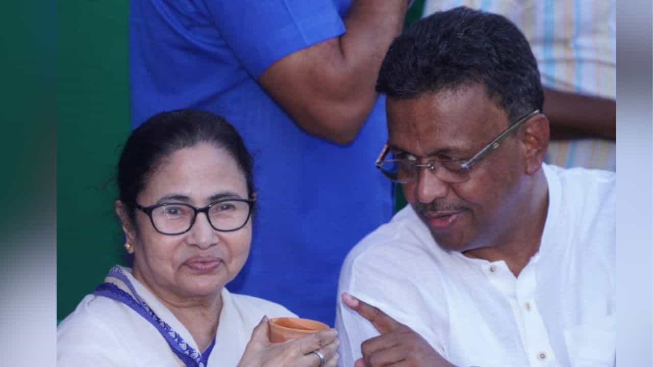 Mamata Banerjee: 'মমতা বিপদের বন্ধু, আমি যখন অ্যারেস্ট হয়েছিলাম...', পুরনো সেই দিনের কথা ফিরহাদের গলায় Mamata Banerjee: 'মমতা বিপদের বন্ধু, আমি যখন অ্যারেস্ট হয়েছিলাম...', পুরনো সেই দিনের কথা ফিরহাদের গলায়