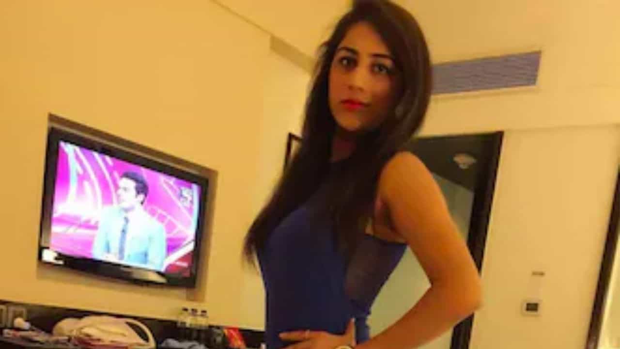 Model Divya Pahuja Murder: গ্যাংস্টারকে ফাঁসিয়েছিলেন পুলিশের জালে! জামিনে বাইরে বেরতেই খুন মডেল Model Divya Pahuja Murder: গ্যাংস্টারকে ফাঁসিয়েছিলেন পুলিশের জালে! জামিনে বাইরে বেরতেই খুন মডেল