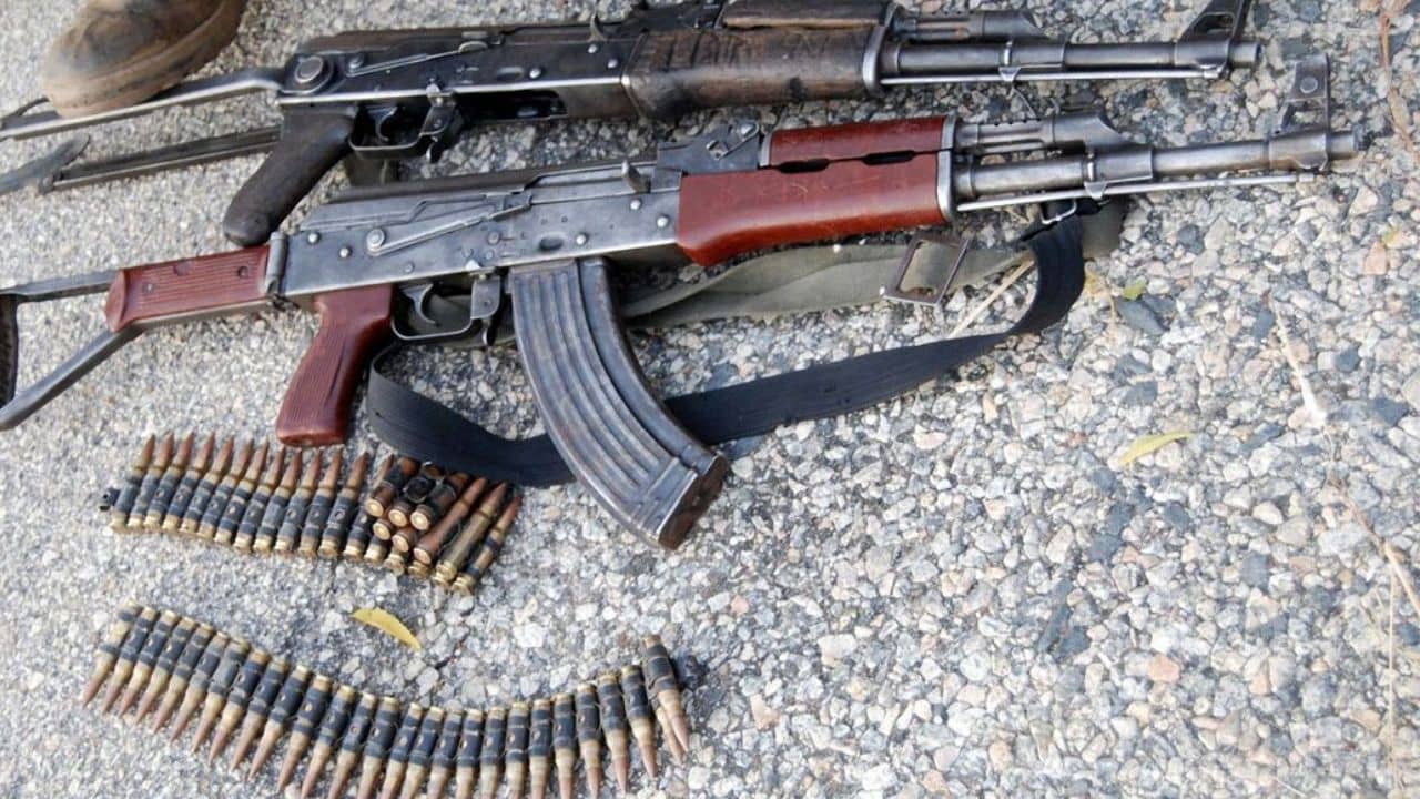 Manipur: ৬ সহকর্মীর উপরে এলোপাথাড়ি গুলি চালিয়ে নিজেকেও গুলি করলেন জওয়ান