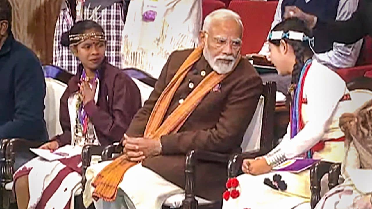 PM Narendra Modi: সন্তানের সাফল্য নিয়ে তুলনা করা বন্ধ করুন, নো গ্যাজেট জ়োন তৈরির পরামর্শ প্রধানমন্ত্রীর