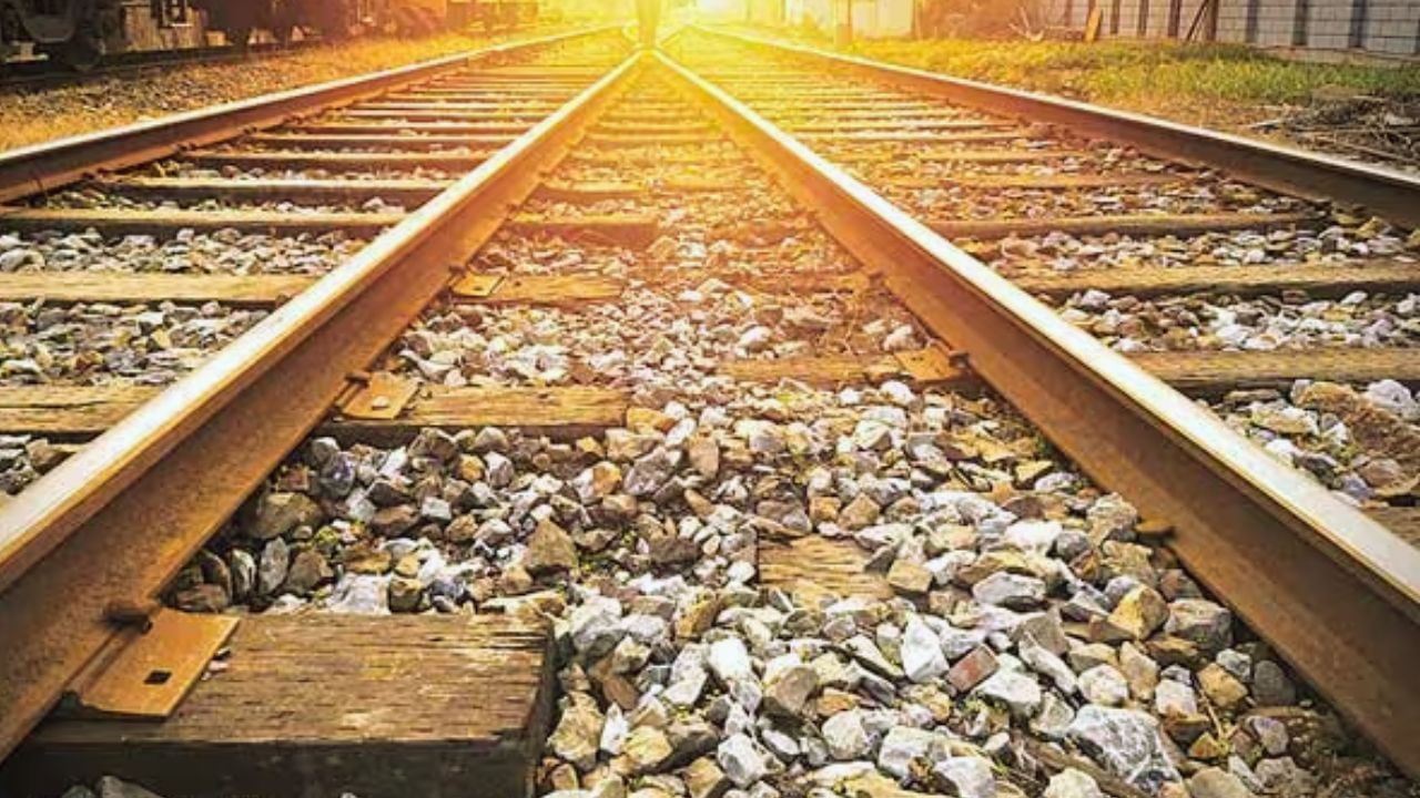 Rail Network: দেশের একমাত্র এই রাজ্যেই নেই কোনও রেলপথ!