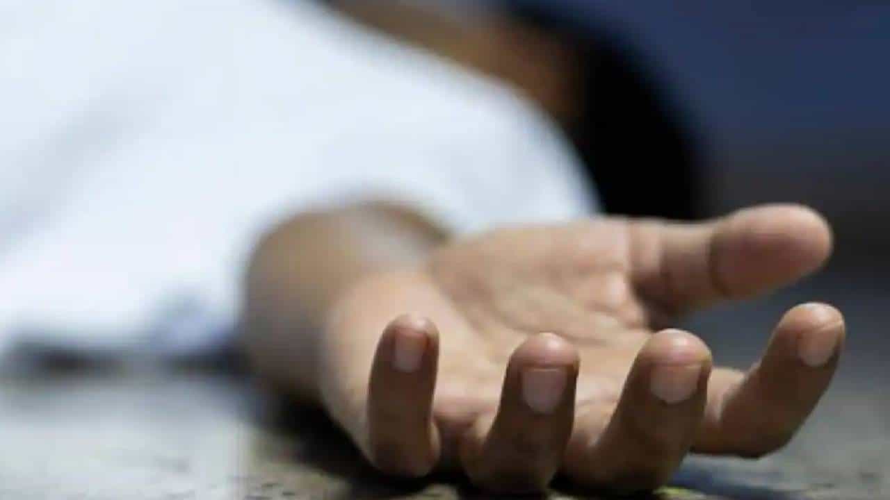 Murder Case: পর্ন দেখে ছেলে! জানতে পেরেই বিষ খাইয়ে মেরে দিল বাবা...