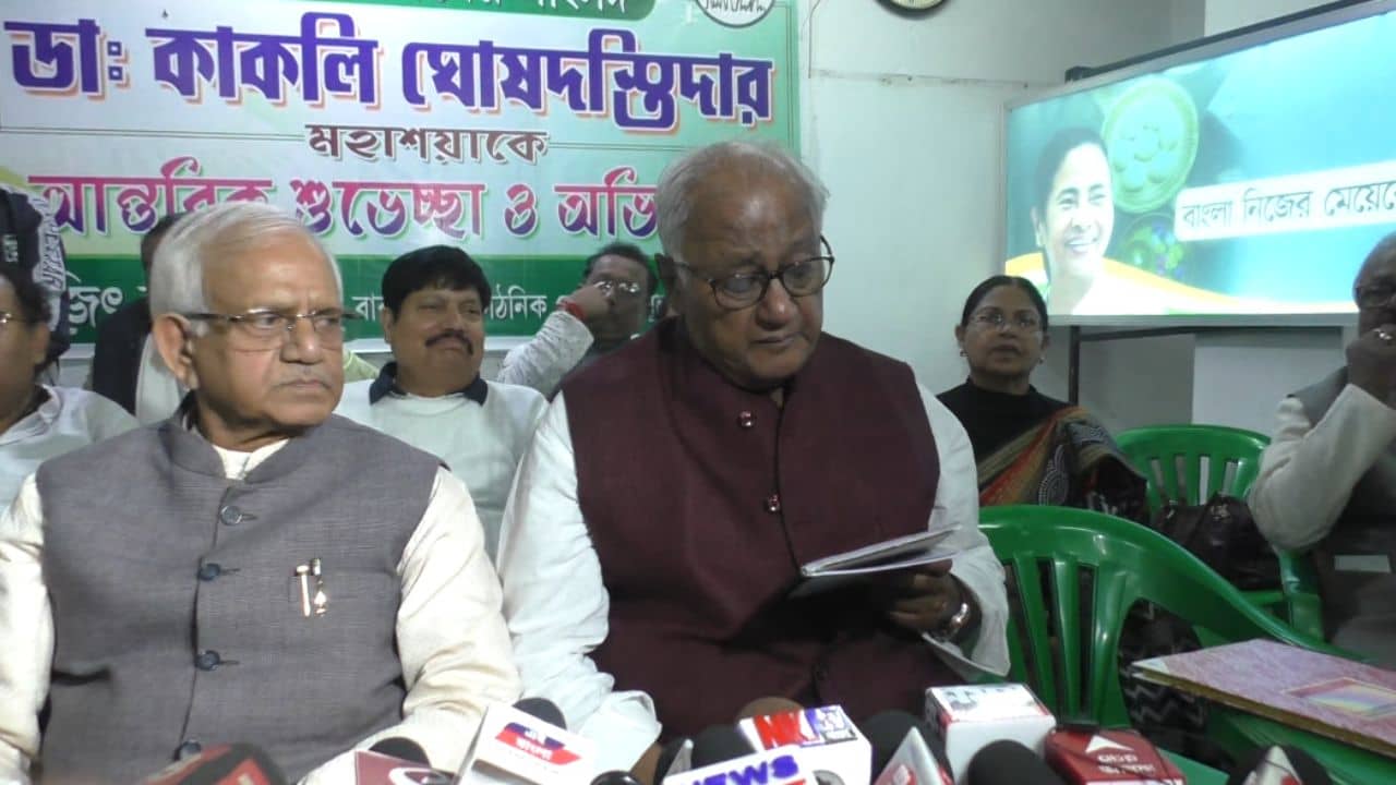 TMC: বালু-ডাকু-শাহজাহান! উত্তর ২৪ পরগনায় অস্বস্তি বাড়ছে শাসকদলের, এবার কোন পথে সংগঠনের রাশ?