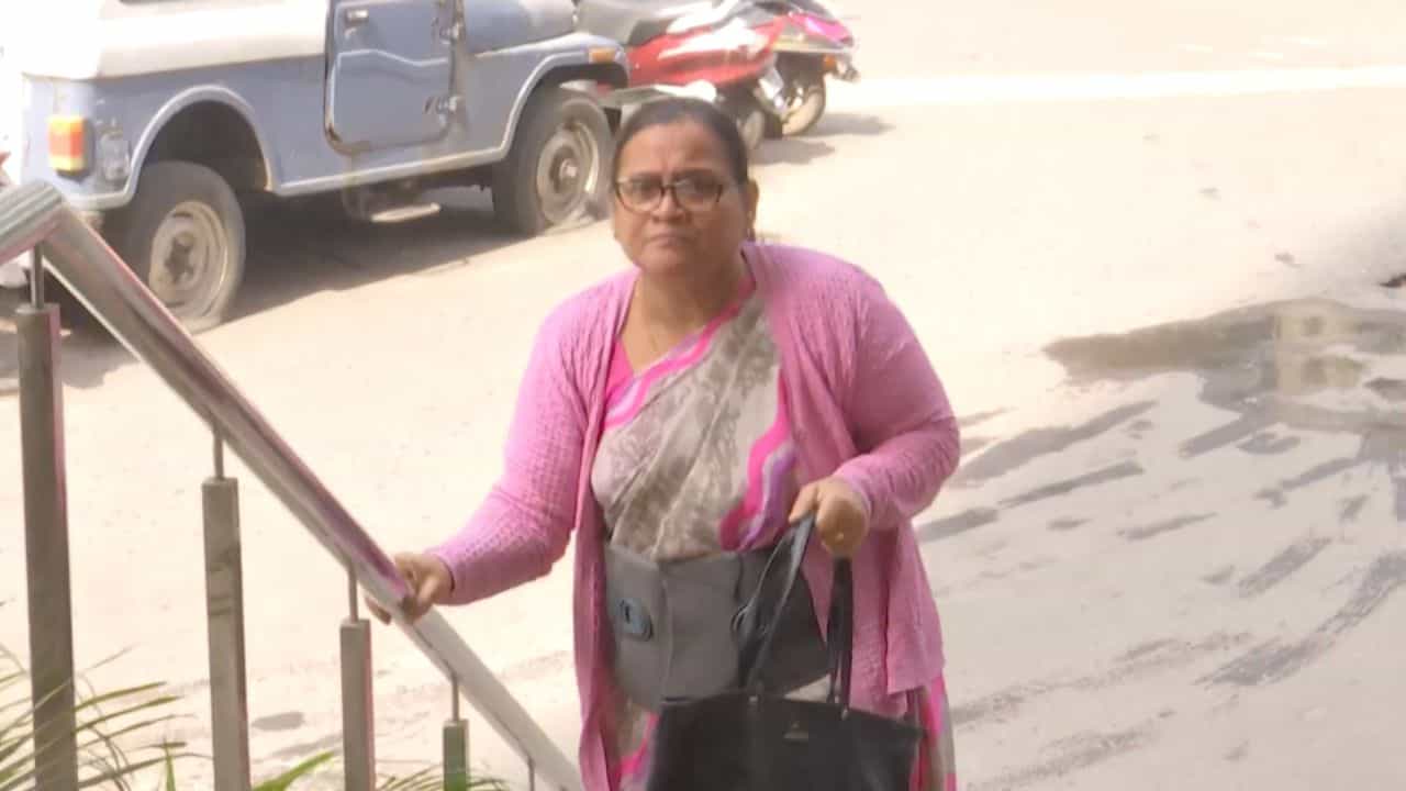 Recruitment Scam Case: নিয়োগ মামলায় আবারও প্রাক্তন সচিবকে ডেকে পাঠাল CBI Recruitment Scam Case: নিয়োগ মামলায় আবারও প্রাক্তন সচিবকে ডেকে পাঠাল CBI