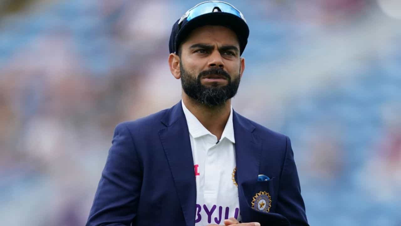 Rohit Sharma on Virat Kohli: বিরাটের কাছে আমরাও শিখি... কেন বললেন রোহিত? Rohit Sharma on Virat Kohli: বিরাটের কাছে আমরাও শিখি... কেন বললেন রোহিত?