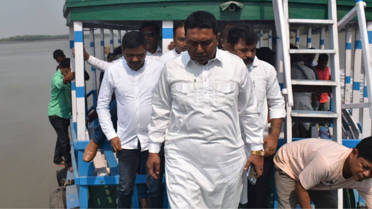 Sahajahan Sheikh: ইডির দুয়ারে দেখা নেই, অন্তরালে থেকেই আগাম জামিন চাইছেন শাহজাহান