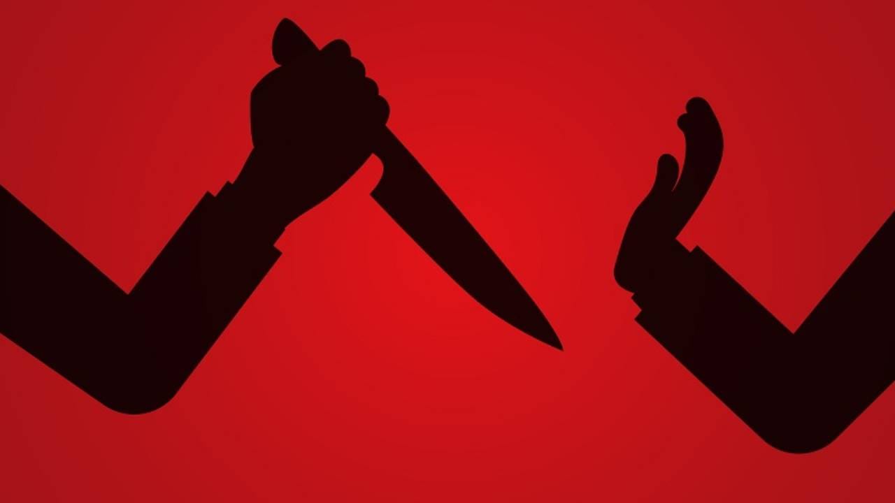 পরপুরুষে মন মজেছে স্ত্রীর? সব্জি বাজারে কাঁচি দিয়ে কোপালেন স্বামী পরপুরুষে মন মজেছে স্ত্রীর? সব্জি বাজারে কাঁচি দিয়ে কোপালেন স্বামী