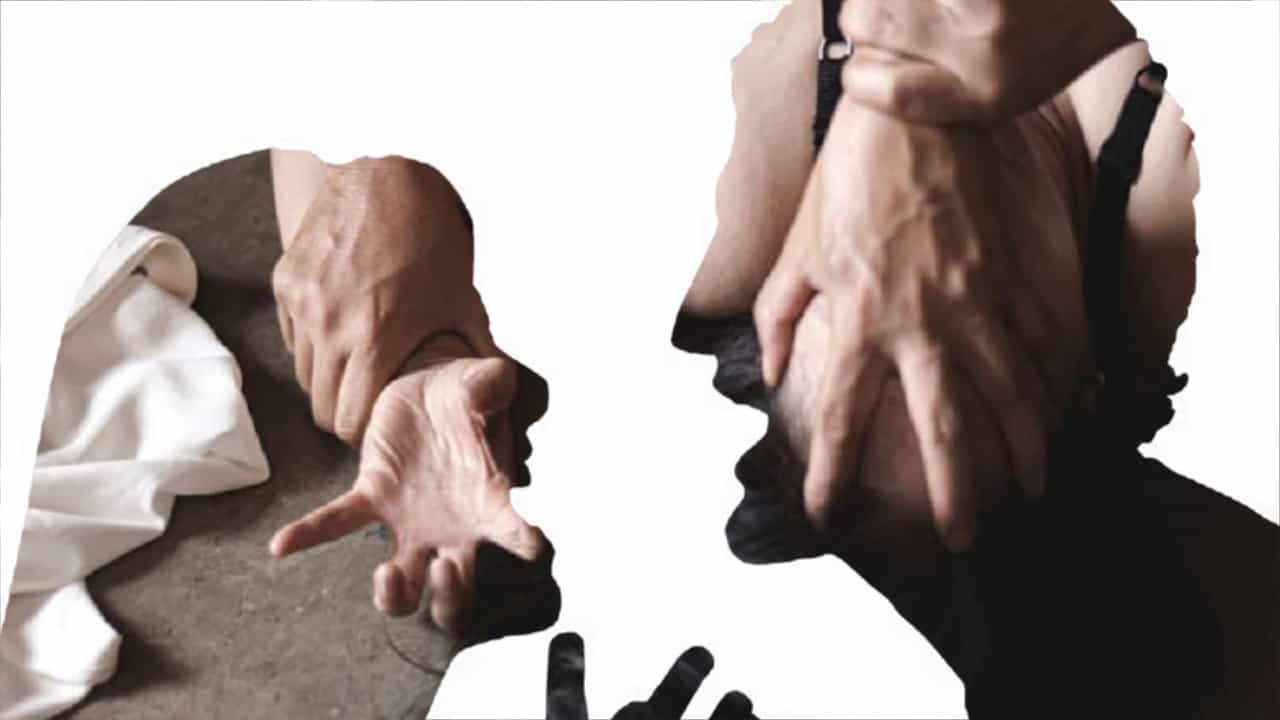 Uttar Pradesh: নোংরামি করতে গেল স্বামী, গোপনাঙ্গে কামড় স্ত্রীর Uttar Pradesh: নোংরামি করতে গেল স্বামী, গোপনাঙ্গে কামড় স্ত্রীর