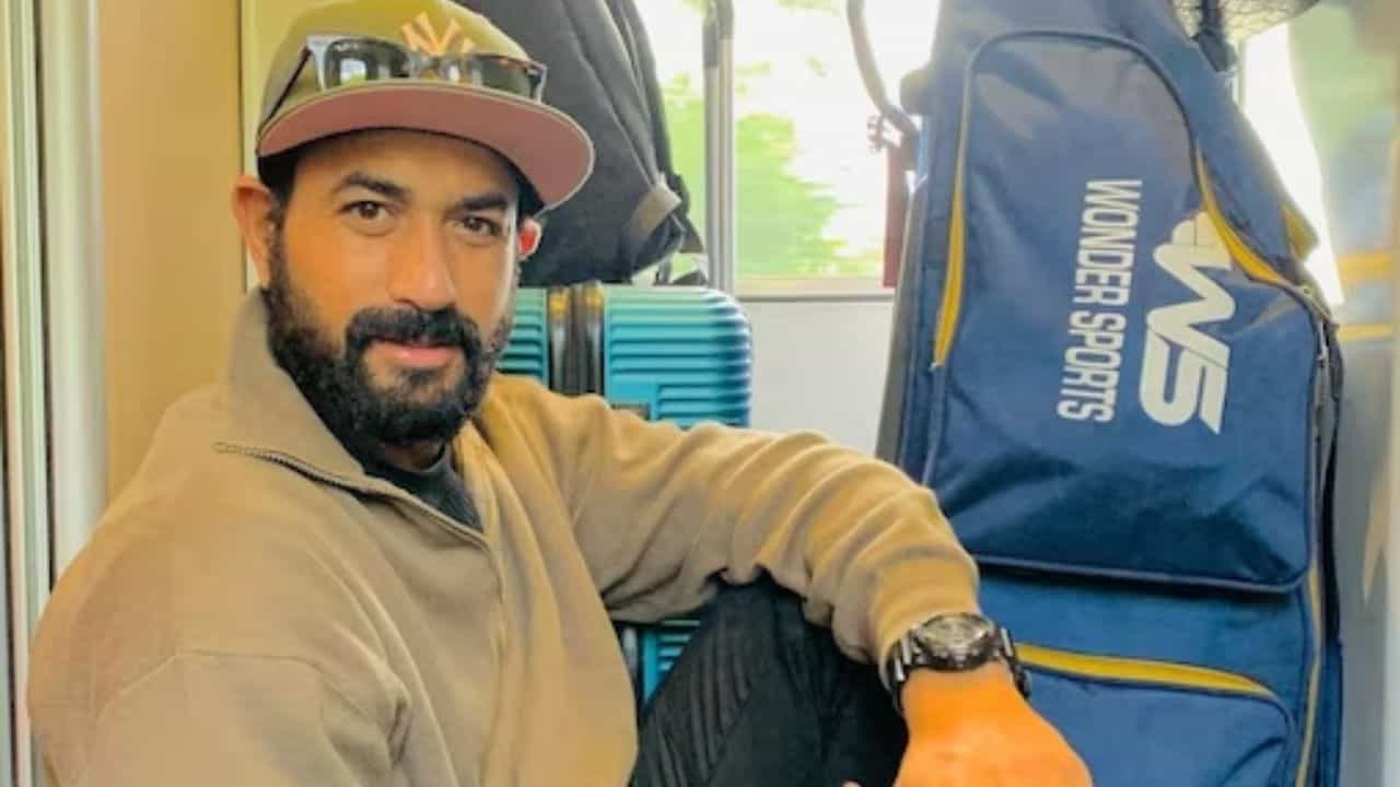 Ranji Trophy: রঞ্জিতে পর পর হ্যাটট্রিক করছেন বিরাট কোহলির 'গুরুভাই'! Ranji Trophy: রঞ্জিতে পর পর হ্যাটট্রিক করছেন বিরাট কোহলির 'গুরুভাই'!