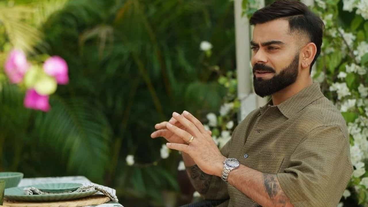 Virat Kohli: কিং কোহলির আলিবাগের রাজপ্রাসাদ তৈরি, লিভিং রুমে কেন টিভি রাখেননি জানেন? Virat Kohli: কিং কোহলির আলিবাগের রাজপ্রাসাদ তৈরি, লিভিং রুমে কেন টিভি রাখেননি জানেন?