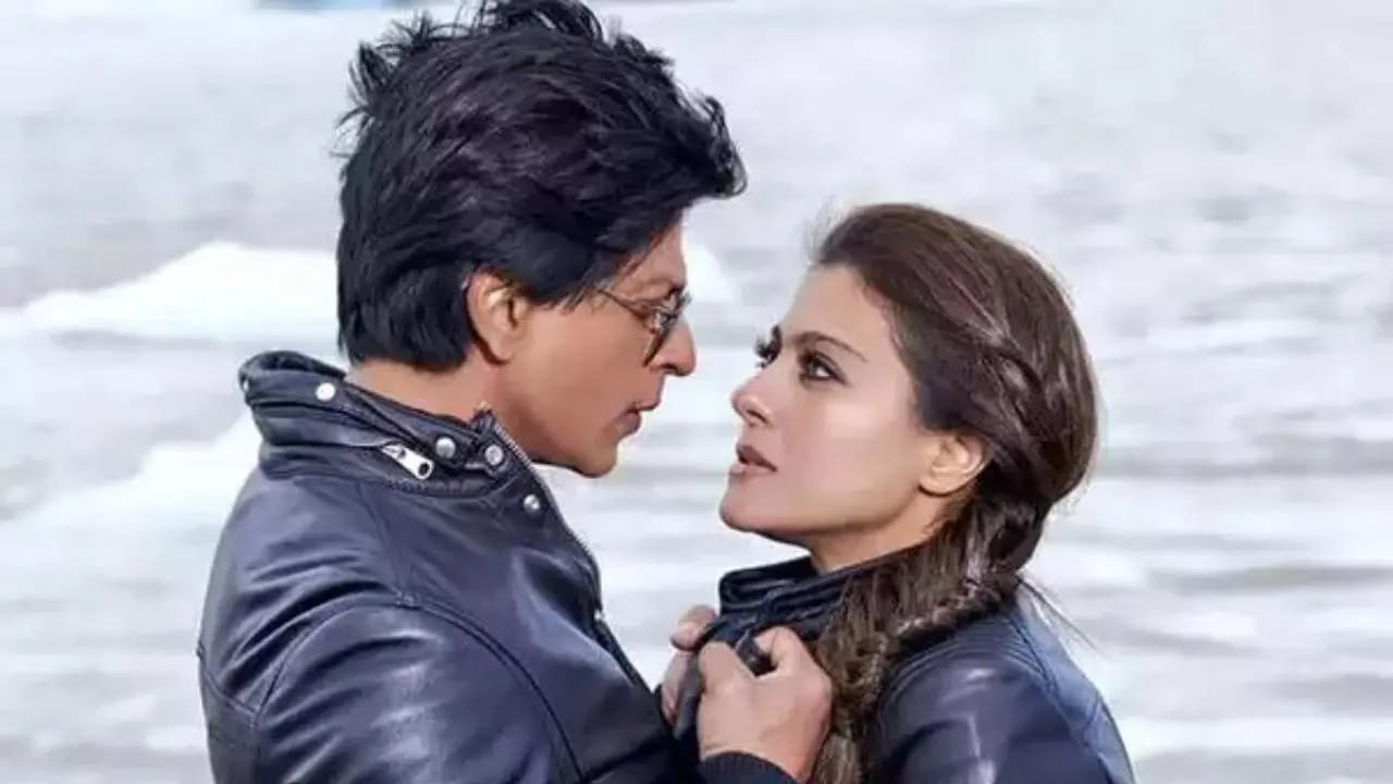 কারণ হিসেবে জানিয়েছিলেন, আমির খান ও সলমন খানের কথা। তিনি চাননি রোম্যান্টিক হিরো হতে। বরং তিনি চেয়েছিলেন, যে তাঁকে সকলে অন্য জ্যঁরে চিনুক। কারণ ততদিনে সলমন ও আমির প্রতিষ্ঠিত।