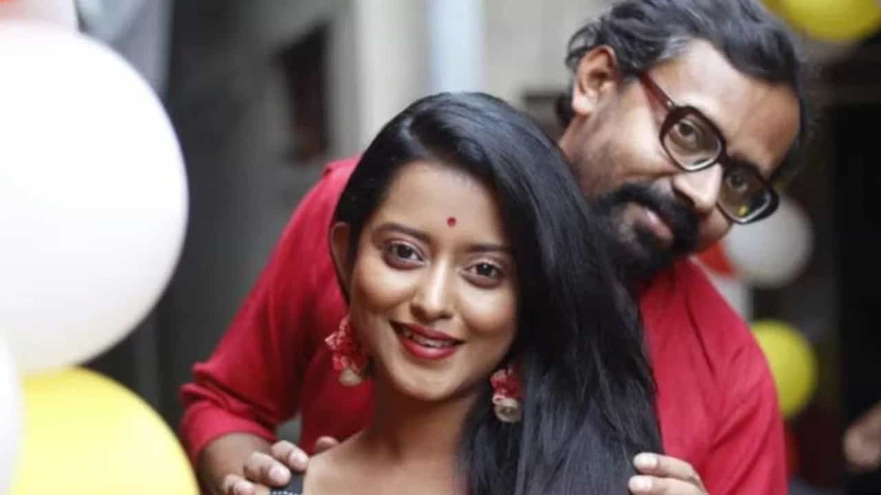 'মিনি হার্ট অ্যাটাক' শ্রুতির, হঠাৎ কী হল অভিনেত্রীর? 'মিনি হার্ট অ্যাটাক' শ্রুতির, হঠাৎ কী হল অভিনেত্রীর?
