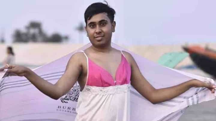 Sandy Saha: তাইল্যান্ডে হলুদ রঙের ম্যাক্সিতে সমুদ্রতীরে স্যান্ডি সাহা Sandy Saha: তাইল্যান্ডে হলুদ রঙের ম্যাক্সিতে সমুদ্রতীরে স্যান্ডি সাহা