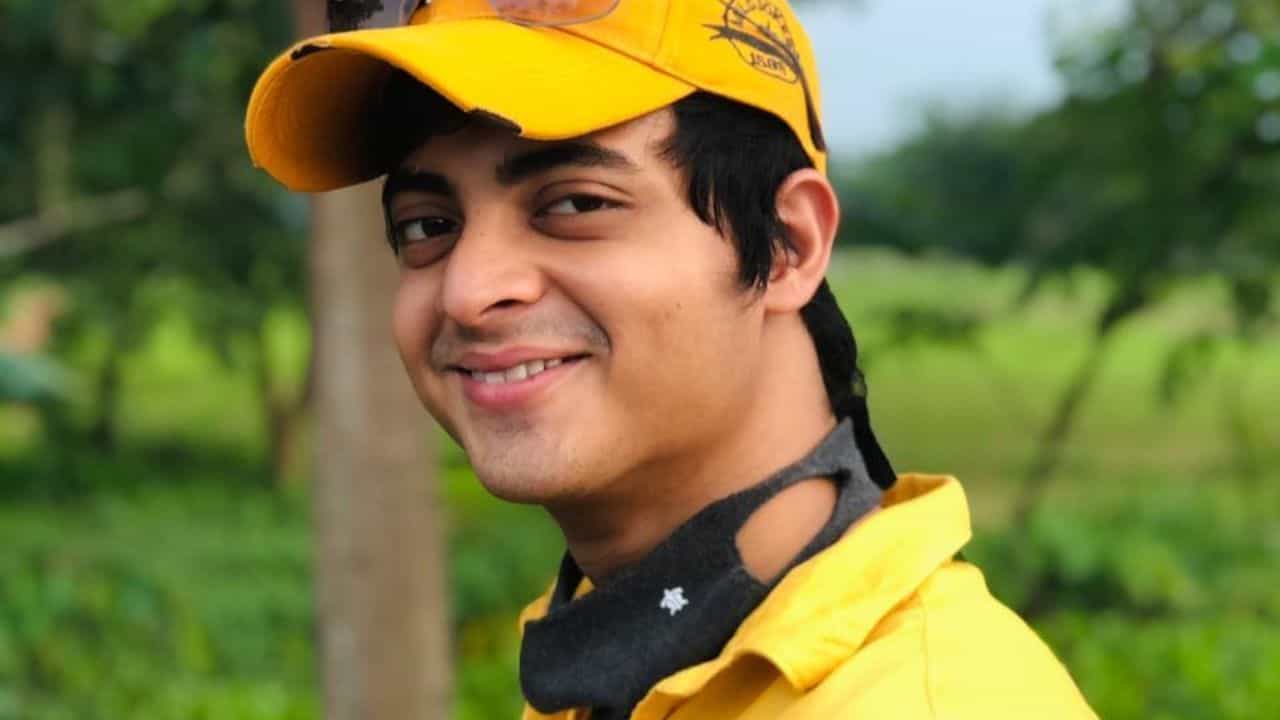 অঙ্কে শূন্য পেয়েছিলেন দিব্যজ্যোতি; অভিনয় করতে-করতে পুষ্টিবিদ হওয়ার প্রস্তুতি অভিনেতার অঙ্কে শূন্য পেয়েছিলেন দিব্যজ্যোতি; অভিনয় করতে-করতে পুষ্টিবিদ হওয়ার প্রস্তুতি অভিনেতার