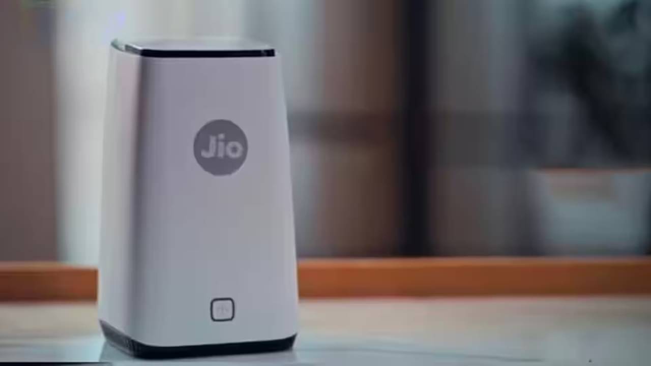 Jio দিচ্ছে 1000GB ডেটা আর 12 OTT চ্যানেল, ইনস্টল করতে লাগবে না এক পয়সাও