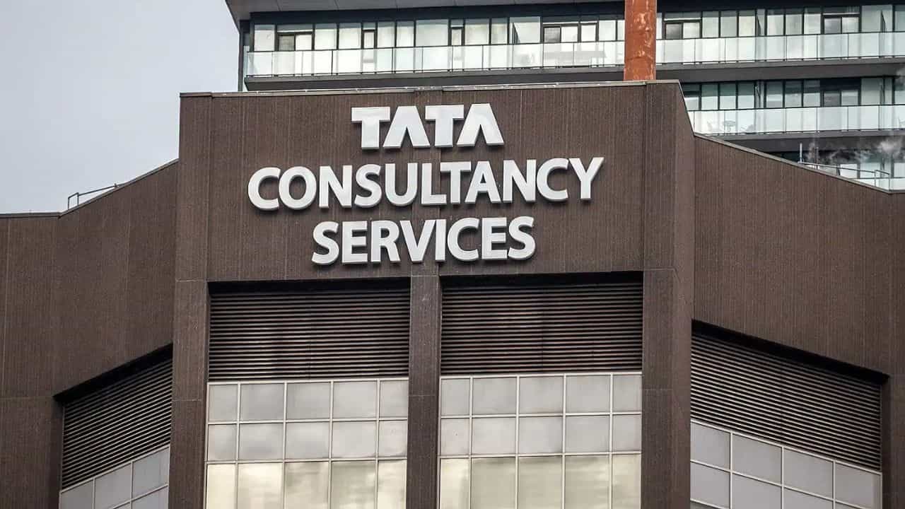 TCSM Employee: ওয়ার্ক ফ্রম হোম নিয়ে কী পরিকল্পনা, জানাল TCS TCSM Employee: ওয়ার্ক ফ্রম হোম নিয়ে কী পরিকল্পনা, জানাল TCS