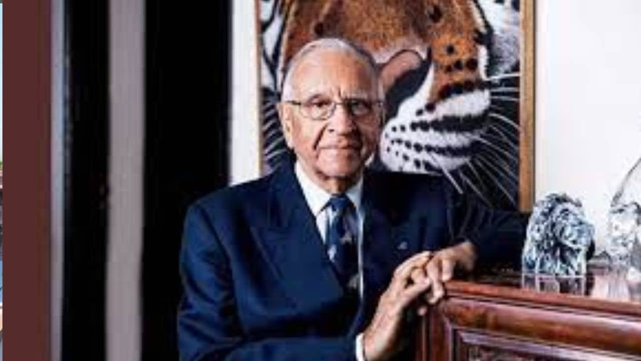 Indias cheetah man: রাজ বিলাসিতা ছেড়ে IAS অফিসার, ভারতের চিতা ম্যান এই প্রিন্সকে জানেন