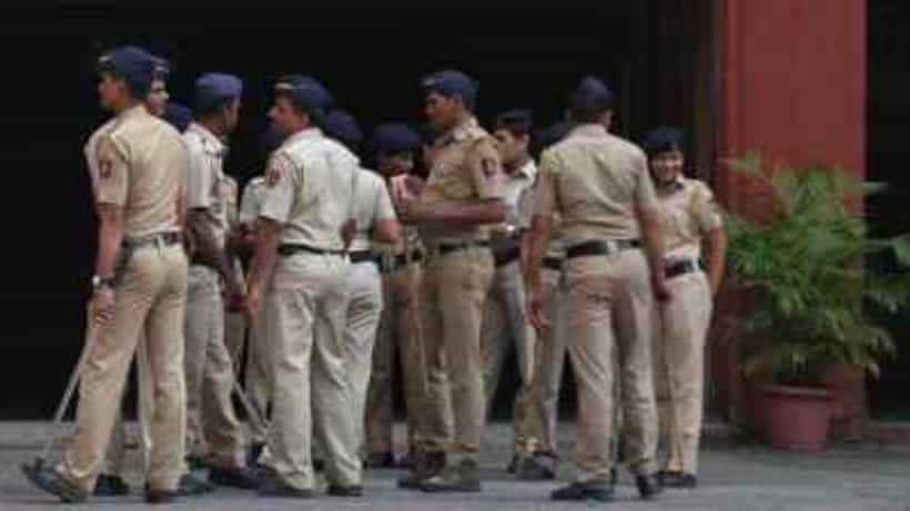 BREAKING: বোমা মেরে উড়িয়ে দেওয়া হবে হাই কোর্ট, হুমকি মেলে আতঙ্ক