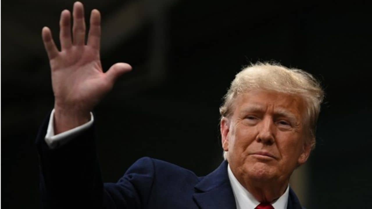 Donald Trump: প্রেসিডেন্ট পদের দৌড়ের প্রথম লড়াইয়েই এগিয়ে ট্রাম্প