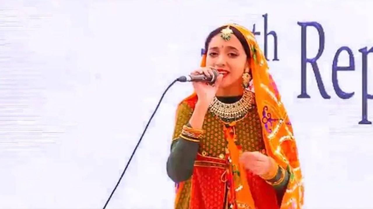 Video: মেলোডিয়াস! মিশরীয় কন্যার দেশাত্মবোধক গানের প্রশংসা মোদীর, দেখুন ভিডিয়ো