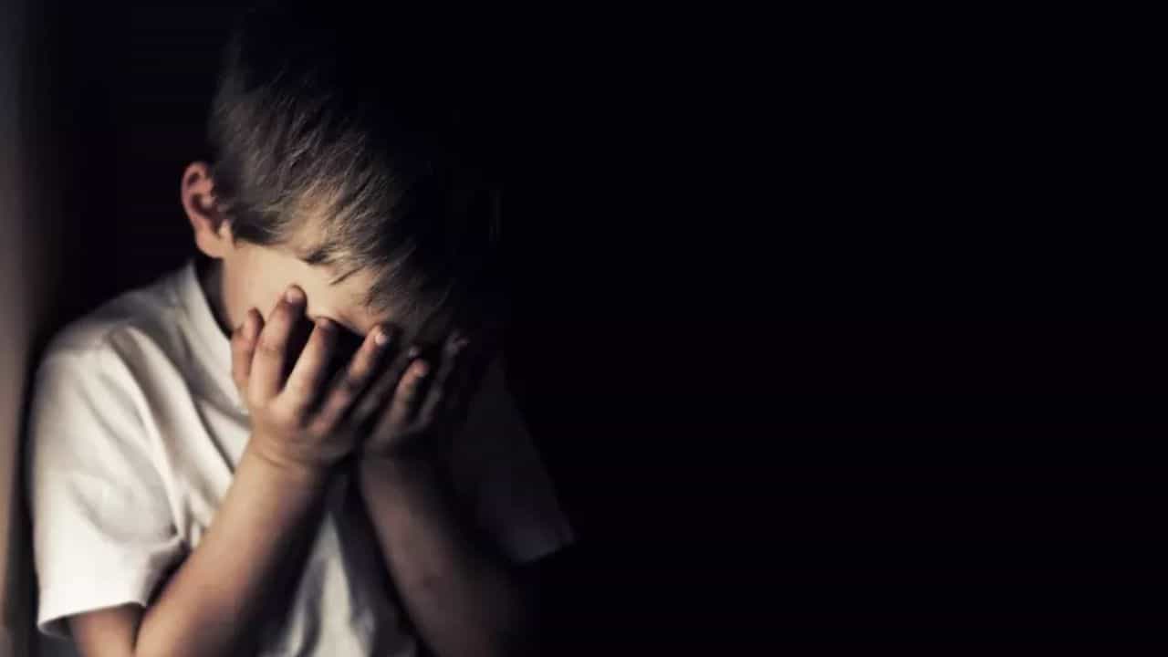 Orphange Child: 'গরম রডের ছ্যাঁকা দেওয়া থেকে উল্টে ঝুলিয়ে দেওয়া হত', অনাথ আশ্রমে নৃশংস অত্যাচারের শিকার ২১ নাবালিকা Orphange Child: 'গরম রডের ছ্যাঁকা দেওয়া থেকে উল্টে ঝুলিয়ে দেওয়া হত', অনাথ আশ্রমে নৃশংস অত্যাচারের শিকার ২১ নাবালিকা