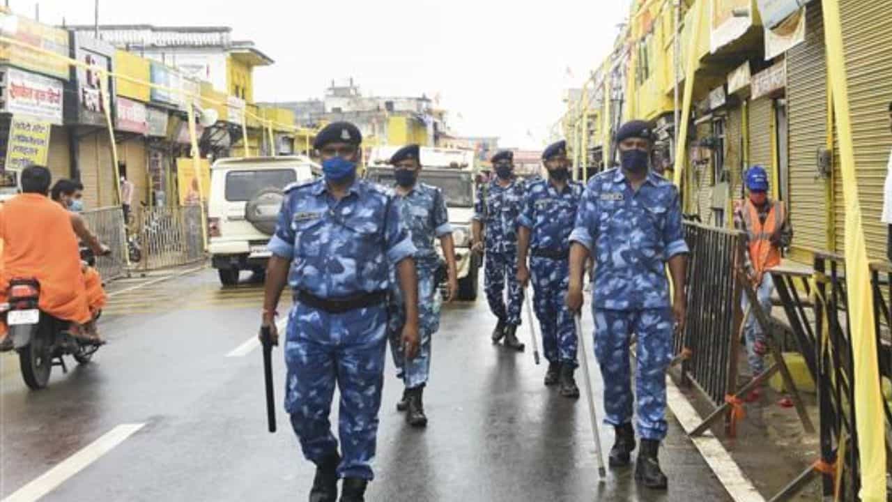Terror Threat: রাম মন্দির উদ্বোধনের দিন নাশকতার হুঁশিয়ারি পাক জঙ্গি সংগঠনের, জারি হাই অ্যালার্ট Terror Threat: রাম মন্দির উদ্বোধনের দিন নাশকতার হুঁশিয়ারি পাক জঙ্গি সংগঠনের, জারি হাই অ্যালার্ট
