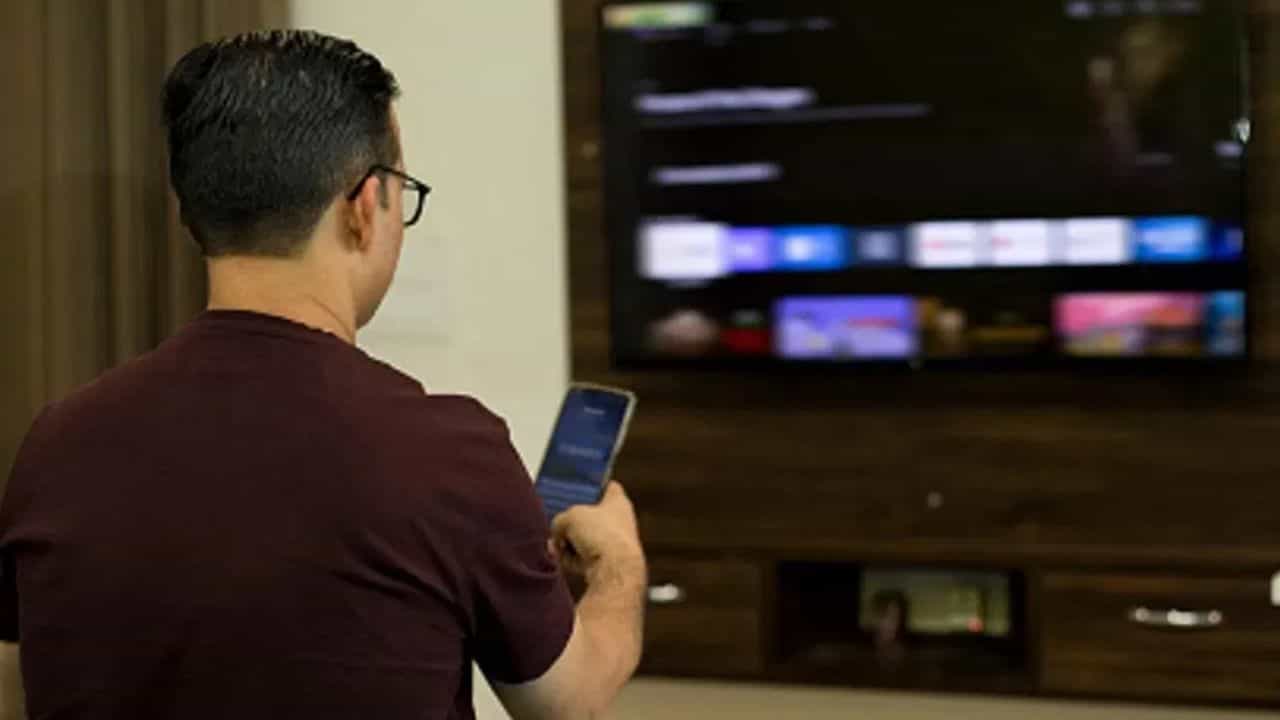 TV Channel price: বাড়ছে টিভি সিরিয়াল থেকে খেলা দেখার খরচ, কত দিতে হবে কেবল-বিল? TV Channel price: বাড়ছে টিভি সিরিয়াল থেকে খেলা দেখার খরচ, কত দিতে হবে কেবল-বিল?