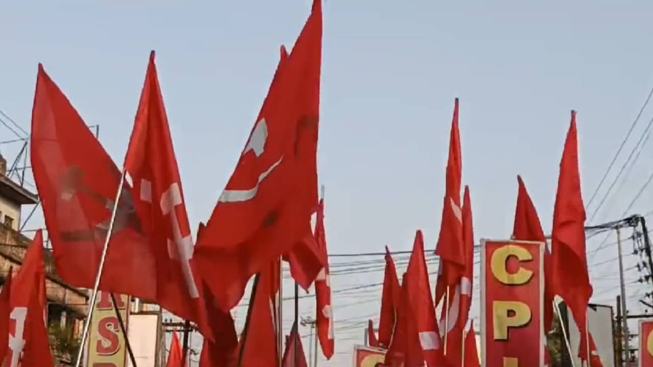 Haldia Dock Complex: শিল্পতালুকে লাল ঝড়ে ধরাশায়ী তৃণমূল