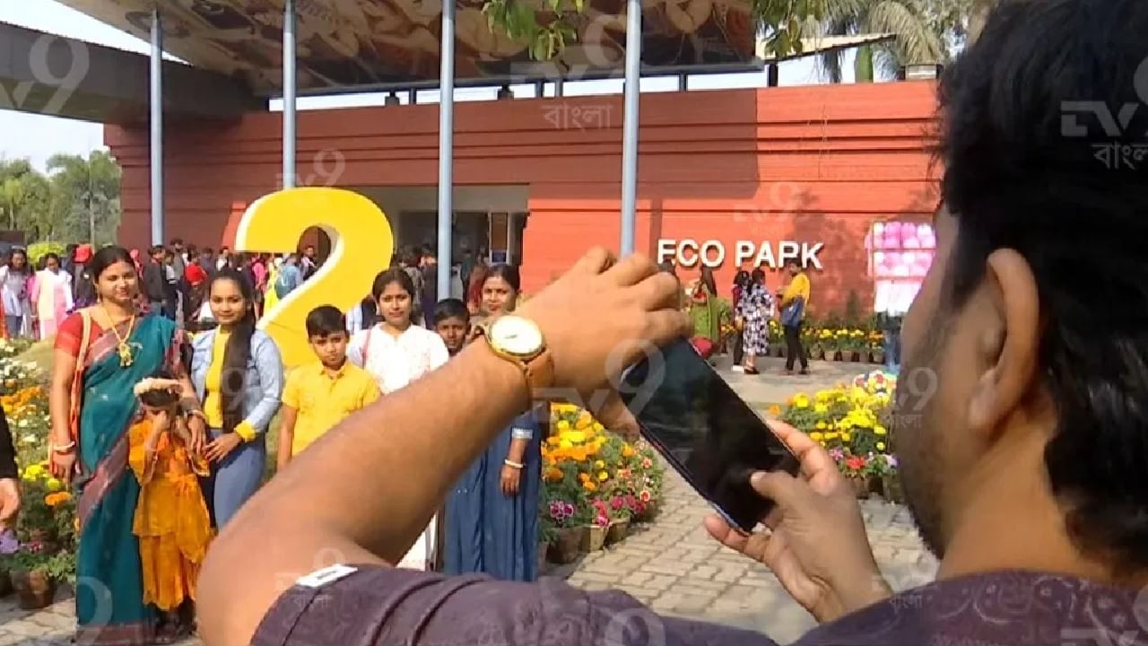 Eco Park: ১ জানুয়ারির ইকো পার্কে জনসুনামি, মাথা ঘুরে যাবে সংখ্যাটা জানলে...