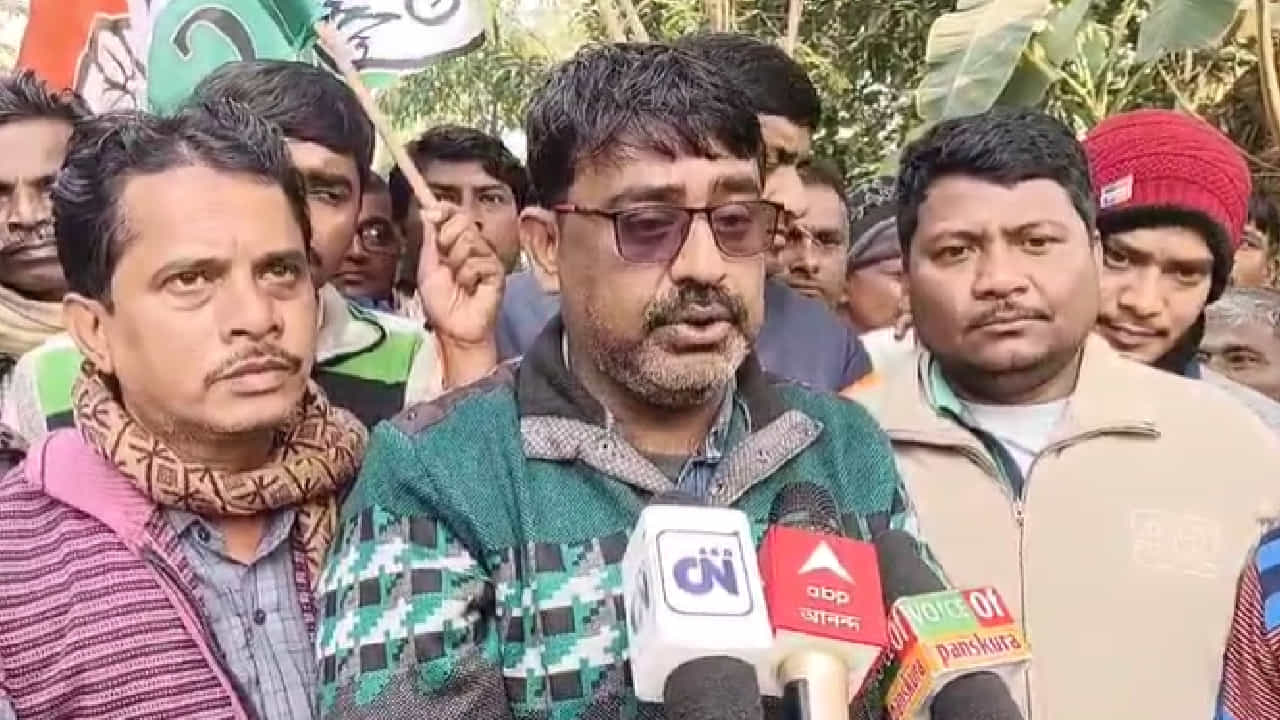 TMC Won: বাম-বিজেপিকে কোণঠাসা করে তৃণমূলের জয়জয়কার পাঁশকুড়ায় TMC Won: বাম-বিজেপিকে কোণঠাসা করে তৃণমূলের জয়জয়কার পাঁশকুড়ায়